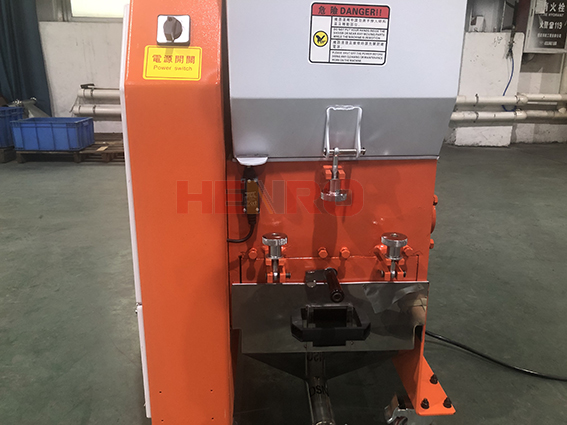 揭秘!塑料粉碎機(jī)應(yīng)用原料有哪些